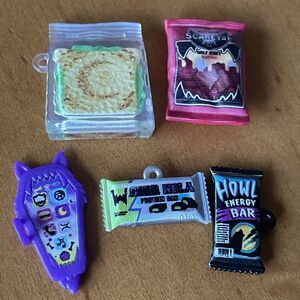 Monster High G3 Wolf 5pc Acc Lot iCoffin Howl Jerky Protein Sandwich Replacement